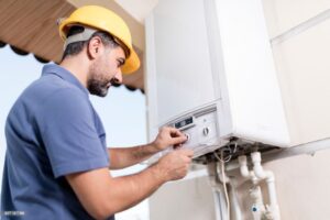 Quali sono i passi per la manutenzione degli impianti di riscaldamento e condizionamento?